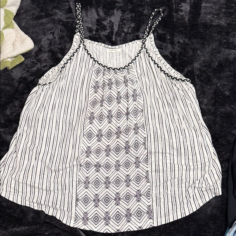 Maurices Black and White Geometric Tank Top